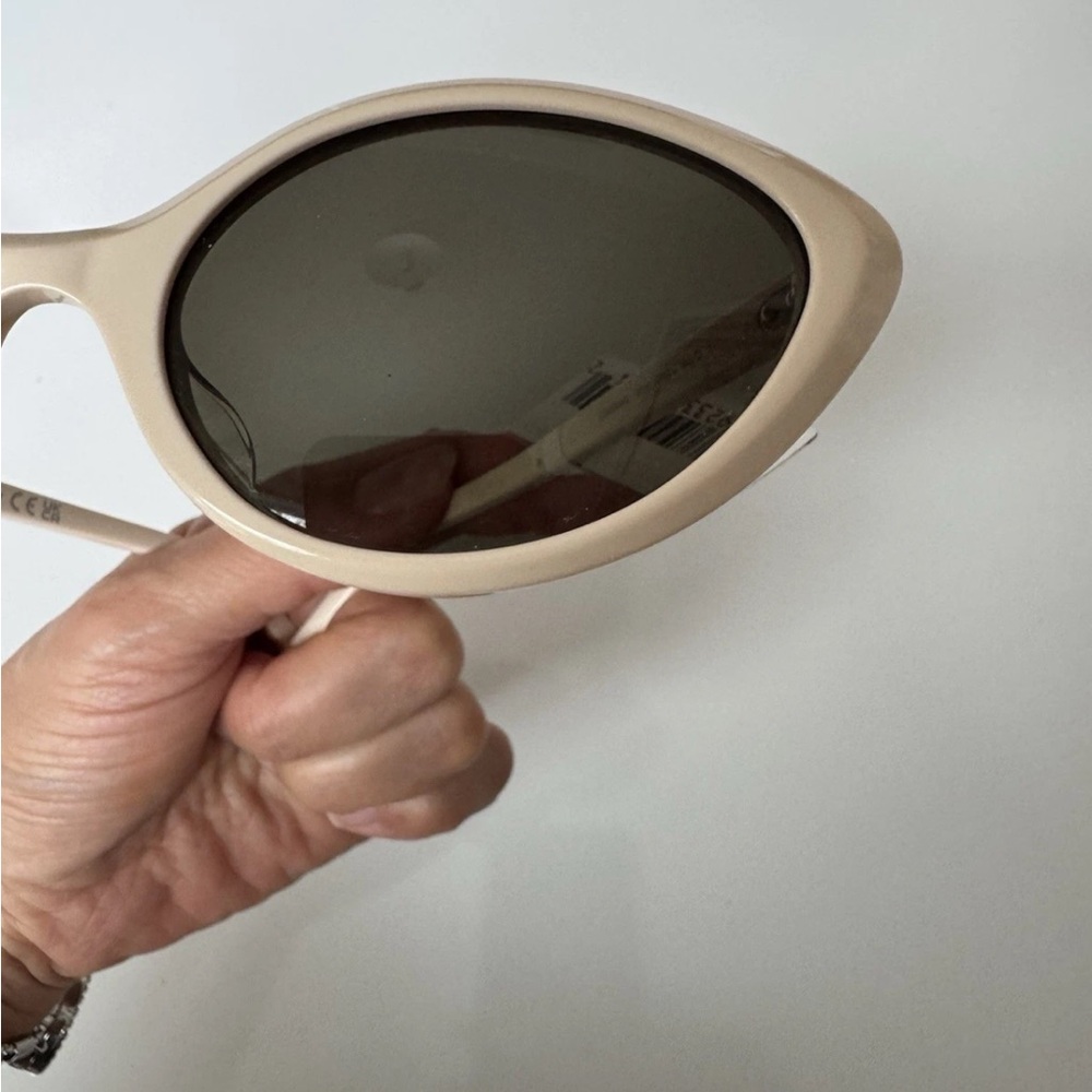 Celine CL40264U 25N Shiny Ivory/Khaki 57-20-140 RX Sunglasses New Authentic $420 - Picture 10 of 16